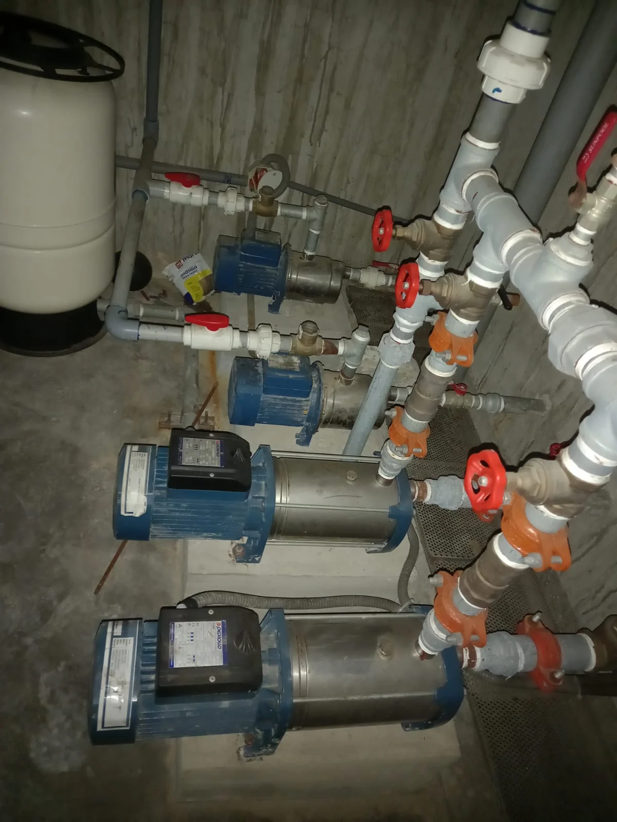 Instalaciones sanitarias y gasfitería en general